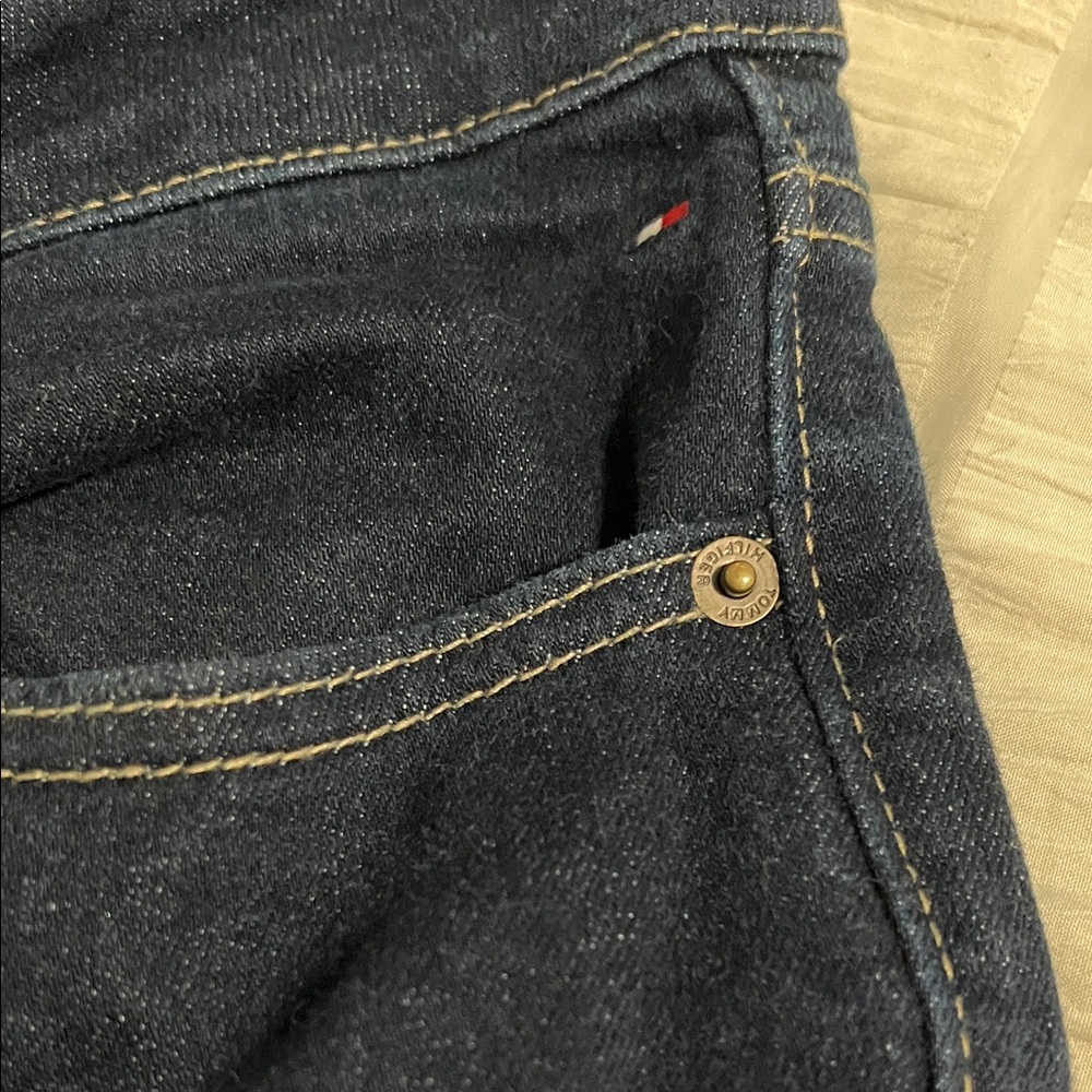 Tommy Hilfiger Women's Straight Leg Dark Indigo Jeans - Picture 6 of 8